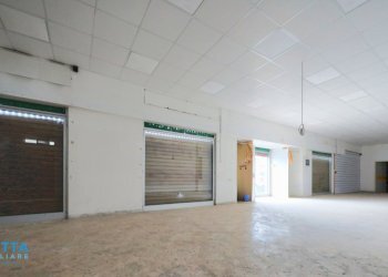 locale - Locale Commerciale Corso Vittorio Emanuele II 11, Taranto - foto 21