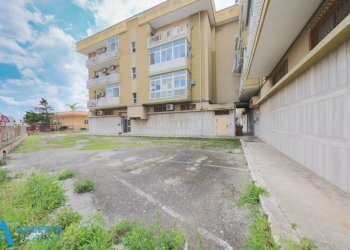 area esterna - Locale Commerciale Corso Vittorio Emanuele II 11, Taranto - foto 2