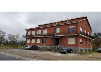 Commercial Premises Asti - photo 1