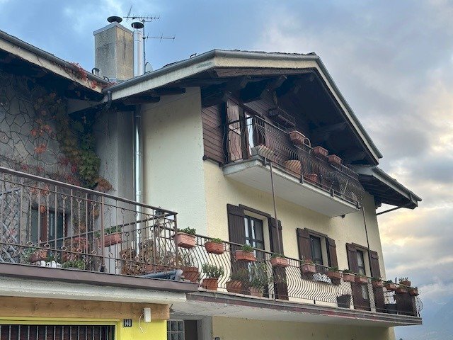 Three-room apartment Viale del Gran San Bernardo, 140, Aosta - photo 1