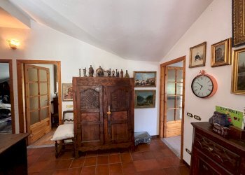 Trilocale Viale del Gran San Bernardo, 140, Aosta - foto 15