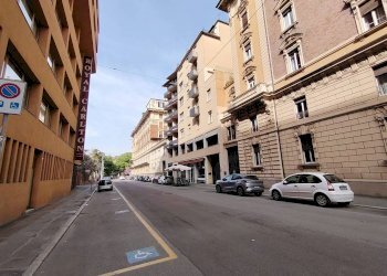 Ufficio Via Montebello, 7, Bologna (zona Centro Storico) - foto 2