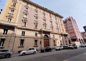 Ufficio Via Montebello, 7, Bologna (zona Centro Storico) - foto 3