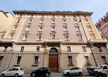 Ufficio Via Montebello, 7, Bologna (zona Centro Storico) - foto 5