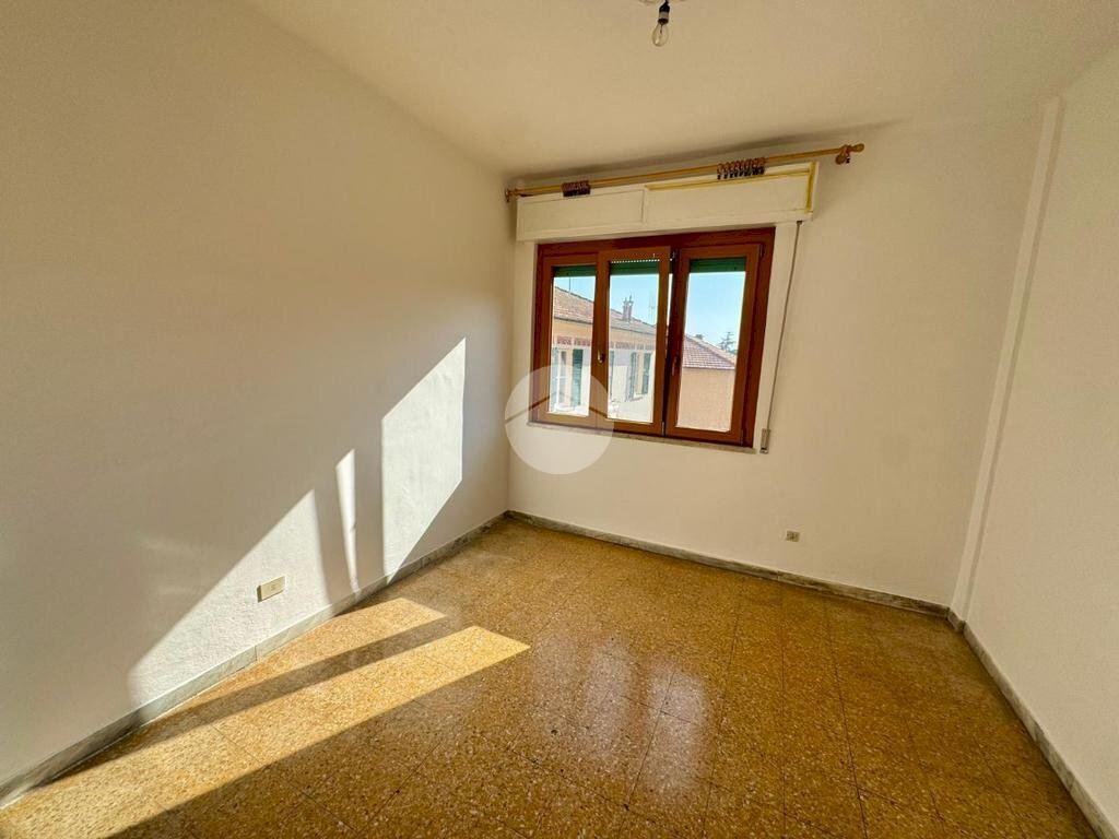 Quadrilocale Piazza Luigi Carniglia, Deiva Marina - foto 1