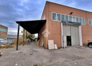 Capannone via roma, Tavullia - foto 1