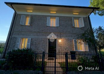 Casa indipendente Via michelangelo buonarroti, Vallefoglia - foto 2