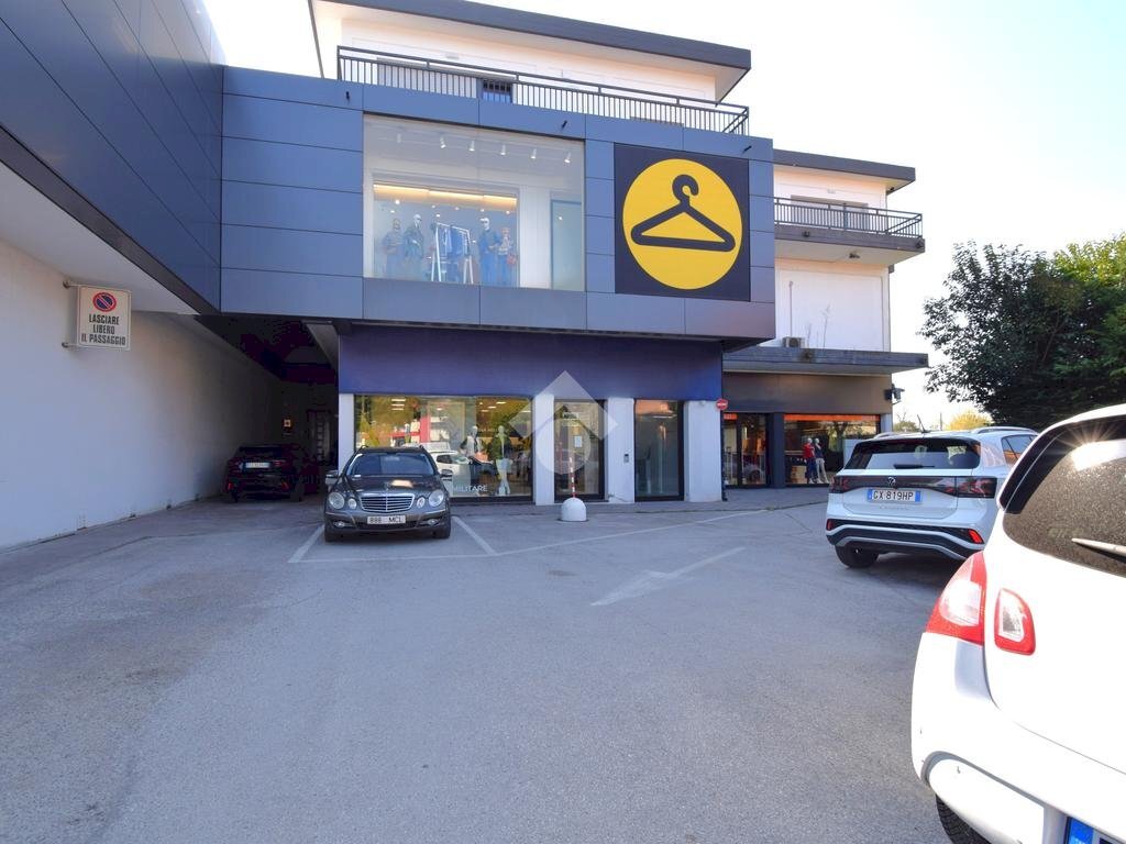 Negozio Via Al mare, San Giovanni in Marignano - foto 1