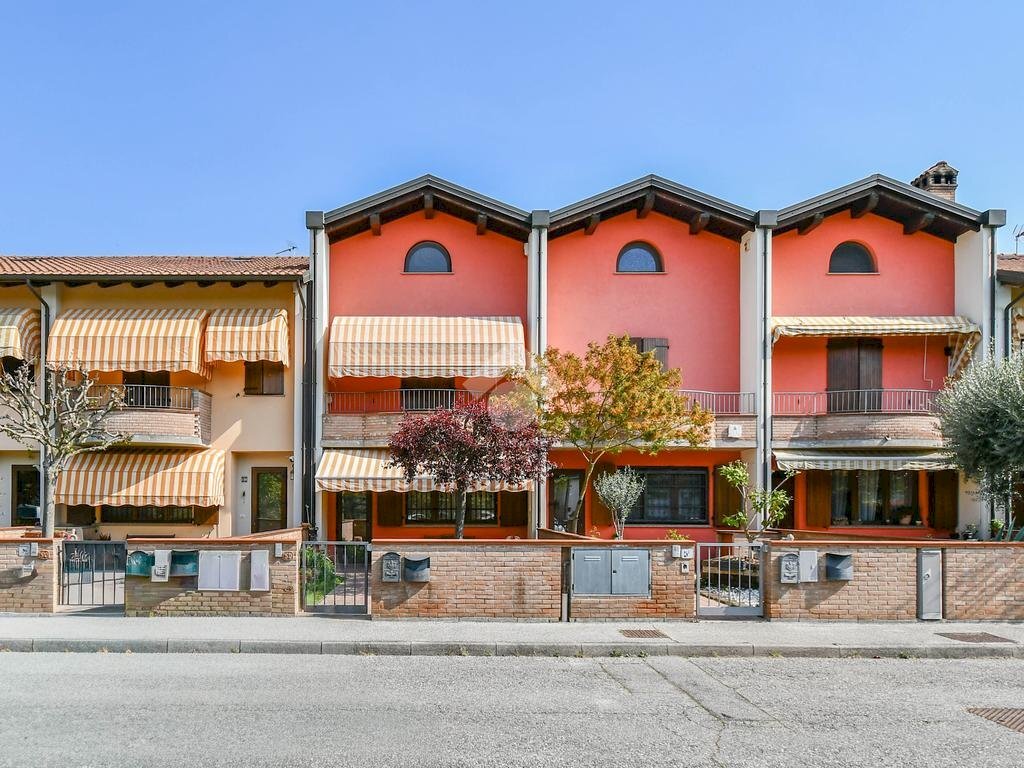 Villa a Schiera Via Aldo Moro, Poggio Renatico - foto 1