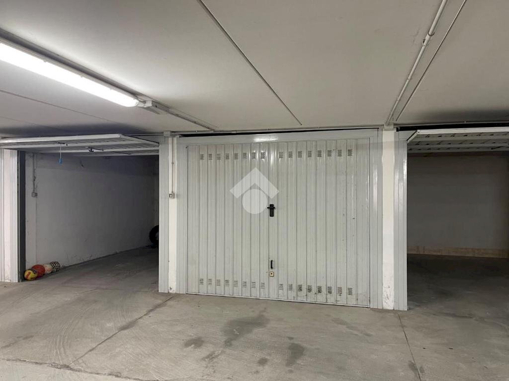Box Via Isonzo, Nizza Monferrato - foto 1