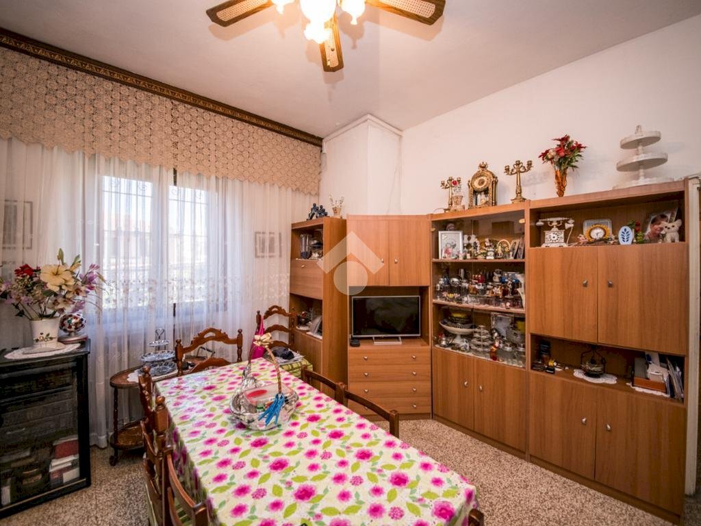 Villa Via Angelo Bisi, Milano (neighborhood Baggio) - photo 2