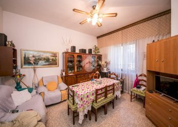 Villa Via Angelo Bisi, Milano (neighborhood Baggio) - photo 8