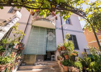 Villa Via Angelo Bisi, Milano (neighborhood Baggio) - photo 24