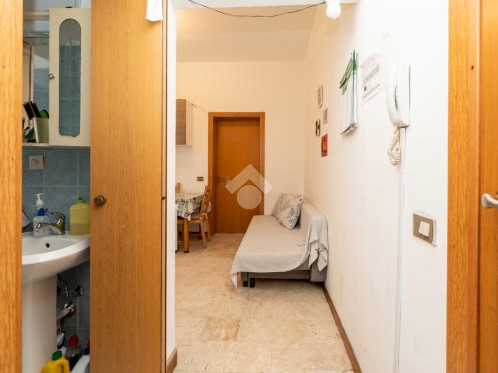 Bilocale Via Privata Rosalba Carriera, Milano (zona Giambellino) - foto 2