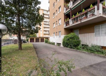 Bilocale Via Privata Rosalba Carriera, Milano (zona Giambellino) - foto 32