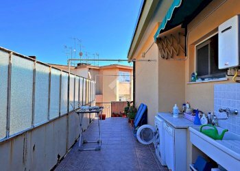 Quadrilocale Via Cigliuti Nicolò, Savona (zona Villetta) - foto 13