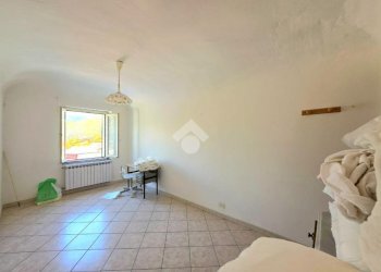 Trilocale Via Luigi Corsi, Savona (zona Centro) - foto 3