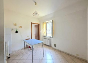 Trilocale Via Luigi Corsi, Savona (zona Centro) - foto 17