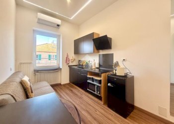 Bilocale Via caffa, Genova (zona Foce) - foto 1