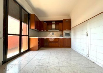 Quadrilocale Via Cesare Battisti, Legnano - foto 7