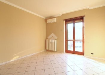 Bilocale Piazza Martiri della Libertà, Santena - foto 4