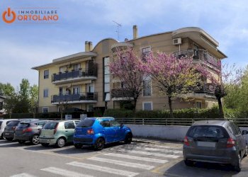 Foto 1 - Trilocale Via delle Boschete Ronchi dei Legionari
 
2, Ronchi dei Legionari - foto 1