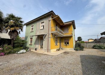 Foto 1 - Independent house Via Antonio Stoppani, Mariano Comense - photo 1