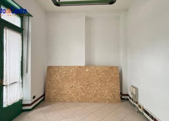 Foto 5 - Locale Commerciale Via Chambery
 
39, Aosta - foto 5