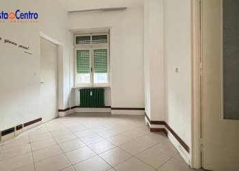 Foto 9 - Locale Commerciale Via Chambery
 
39, Aosta - foto 9