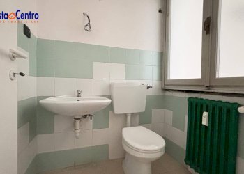 Foto 12 - Locale Commerciale Via Chambery
 
39, Aosta - foto 12