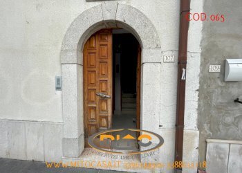 Foto 2 - Casa indipendente VIA GARIBALDI
 
107, San Salvatore Telesino - foto 2