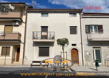 Foto 4 - Casa indipendente VIA GARIBALDI
 
107, San Salvatore Telesino - foto 4