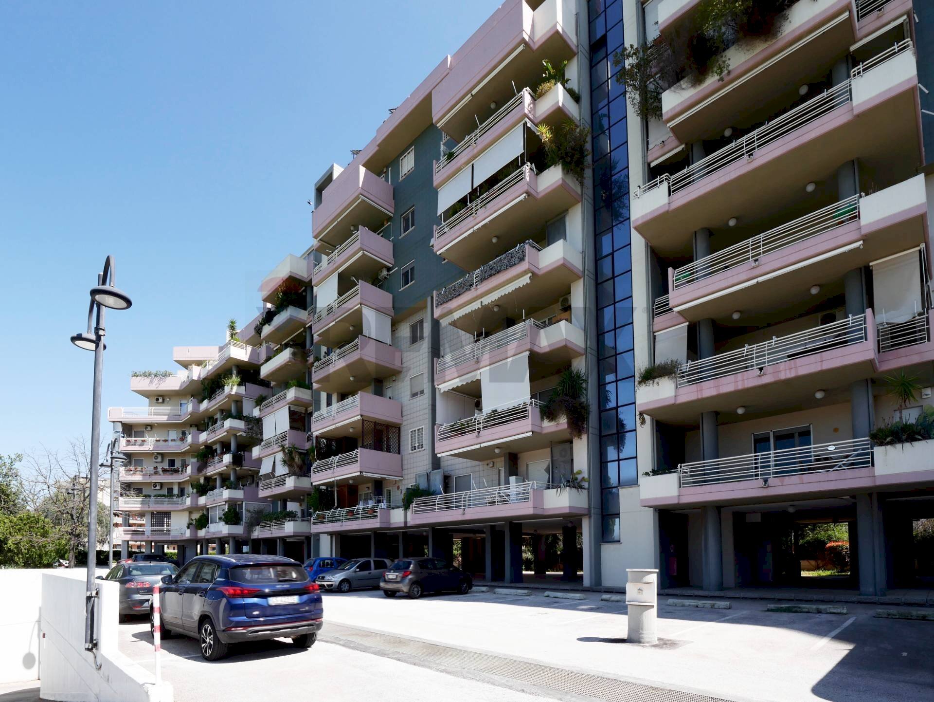 Edificio all\'aperto - Trilocale Via Fratelli De Filippo
 
4, Bari - foto 1