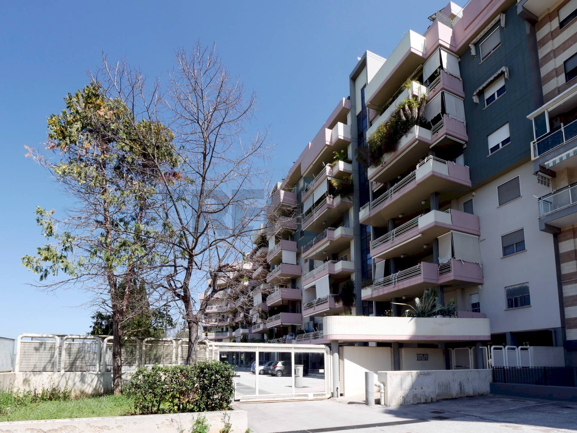 Edificio all\'aperto - Trilocale Via Fratelli De Filippo
 
4, Bari - foto 2