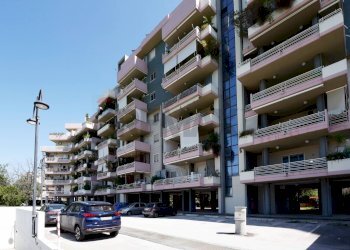 Edificio all\'aperto - Appartamento Via Fratelli De Filippo
 
4, Bari - foto 1