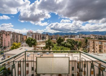 Balcone - Appartamento Via Mongerbino
 
23, Palermo - foto 2