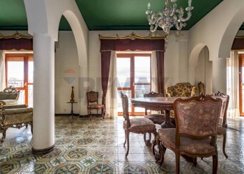 Salone / Soggiorno - Appartamento Via Mongerbino
 
23, Palermo - foto 5