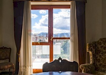 Salone / Soggiorno - Appartamento Via Mongerbino
 
23, Palermo - foto 13