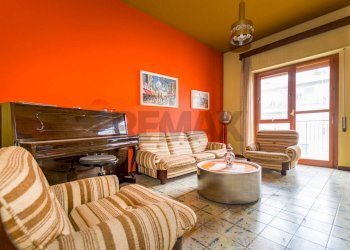 Camera - Appartamento Via Mongerbino
 
23, Palermo - foto 17