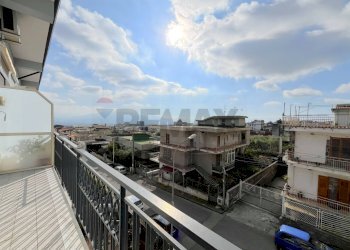 Balcone - Trilocale Via Sepe Liguori
 
46, Ottaviano - foto 16