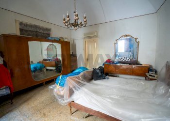 Camera / camera da letto - Casa semi indipendente via della Carvana
 
13-15, Catania - foto 5