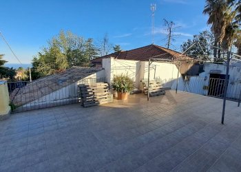 Terrazza - Casa indipendente via salita dei saponari
 
25, Trecastagni - foto 16