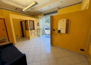 Stanza vuota - Negozio via cabane
 
2, Viagrande - foto 10