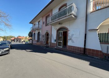 Casa all\'aperto - Negozio via cabane
 
2, Viagrande - foto 17