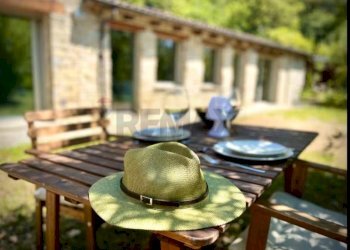 Dettagli - Villa Strada Piovero
 
7/A, Cortemilia - foto 4