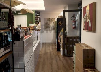 Sala - Attività Commerciale Corso Umberto I
 
13, Acireale - foto 12