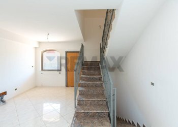 Scale - Villa Via Polveriera
 
31, Mascalucia - foto 14