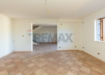 Stanza vuota - Villa Via Polveriera
 
31, Mascalucia - foto 18