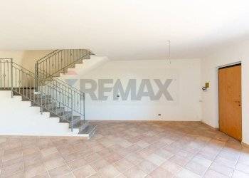 Scale - Villa Via Polveriera
 
31, Mascalucia - foto 19