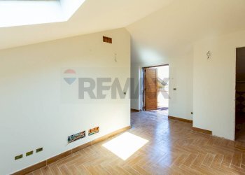 Stanza vuota - Villa Via Polveriera
 
31, Mascalucia - foto 33